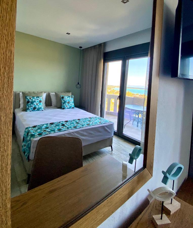 Thea Luxury Apartments Вурвуру Екстер'єр фото