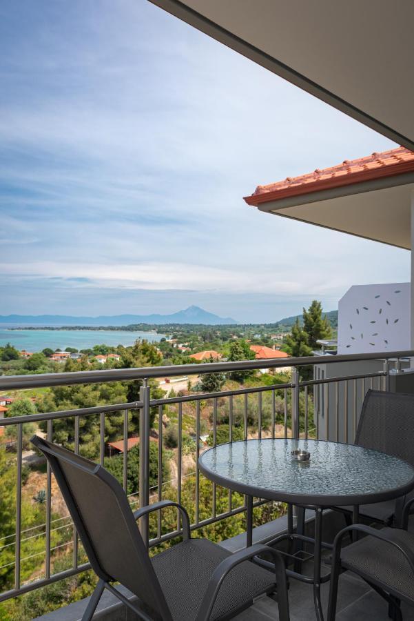 Thea Luxury Apartments Вурвуру Екстер'єр фото